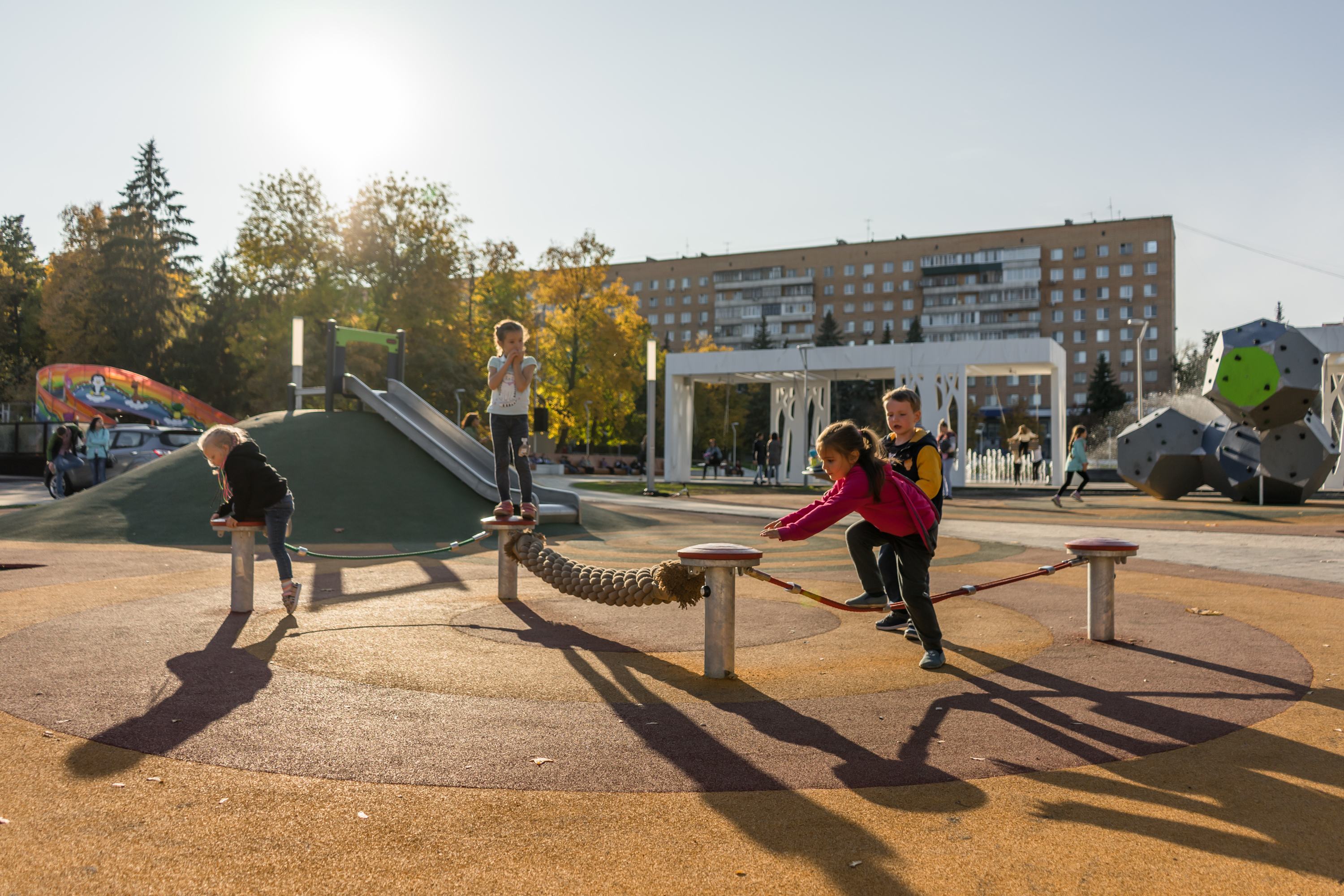 儿童游戏空间丨俄罗斯奔萨丨AB "MART" 和 KB "Strelka"-0
