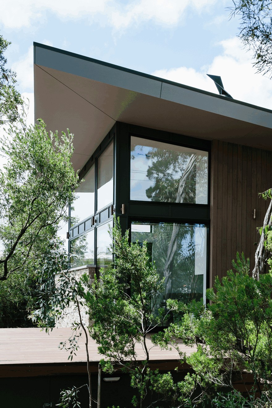 Coastal Holiday Home Balancing Social Fun and Privacy-27