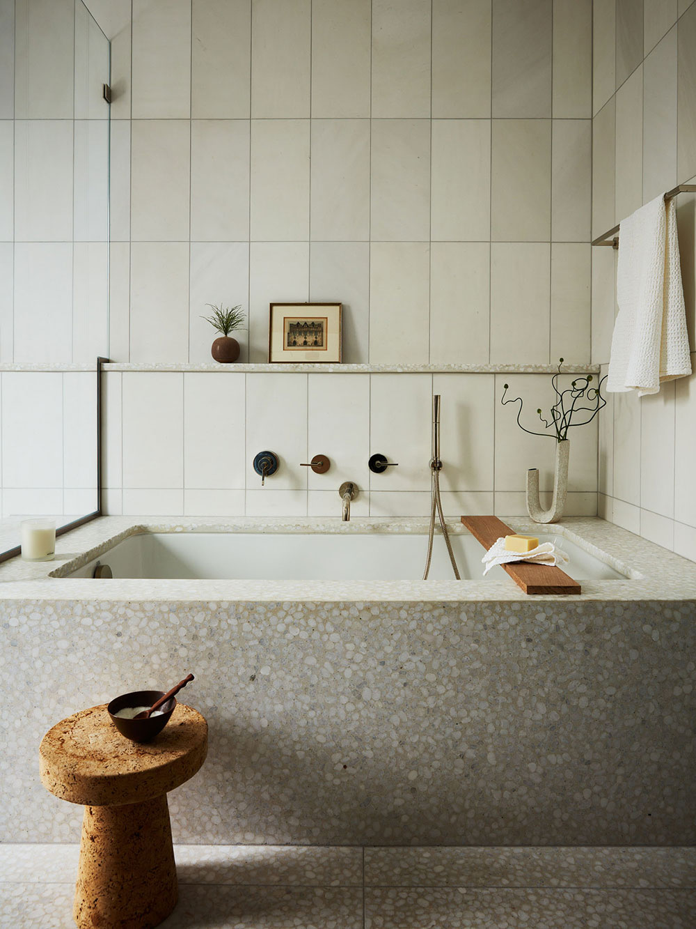 布鲁克林联排别墅，工业风双层高窗打造温馨现代空间-17