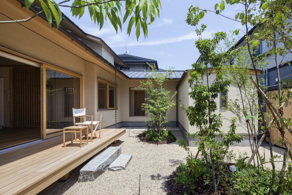 Modern Japanese House Designs: Cutting Edge Architecture from Japan-1
