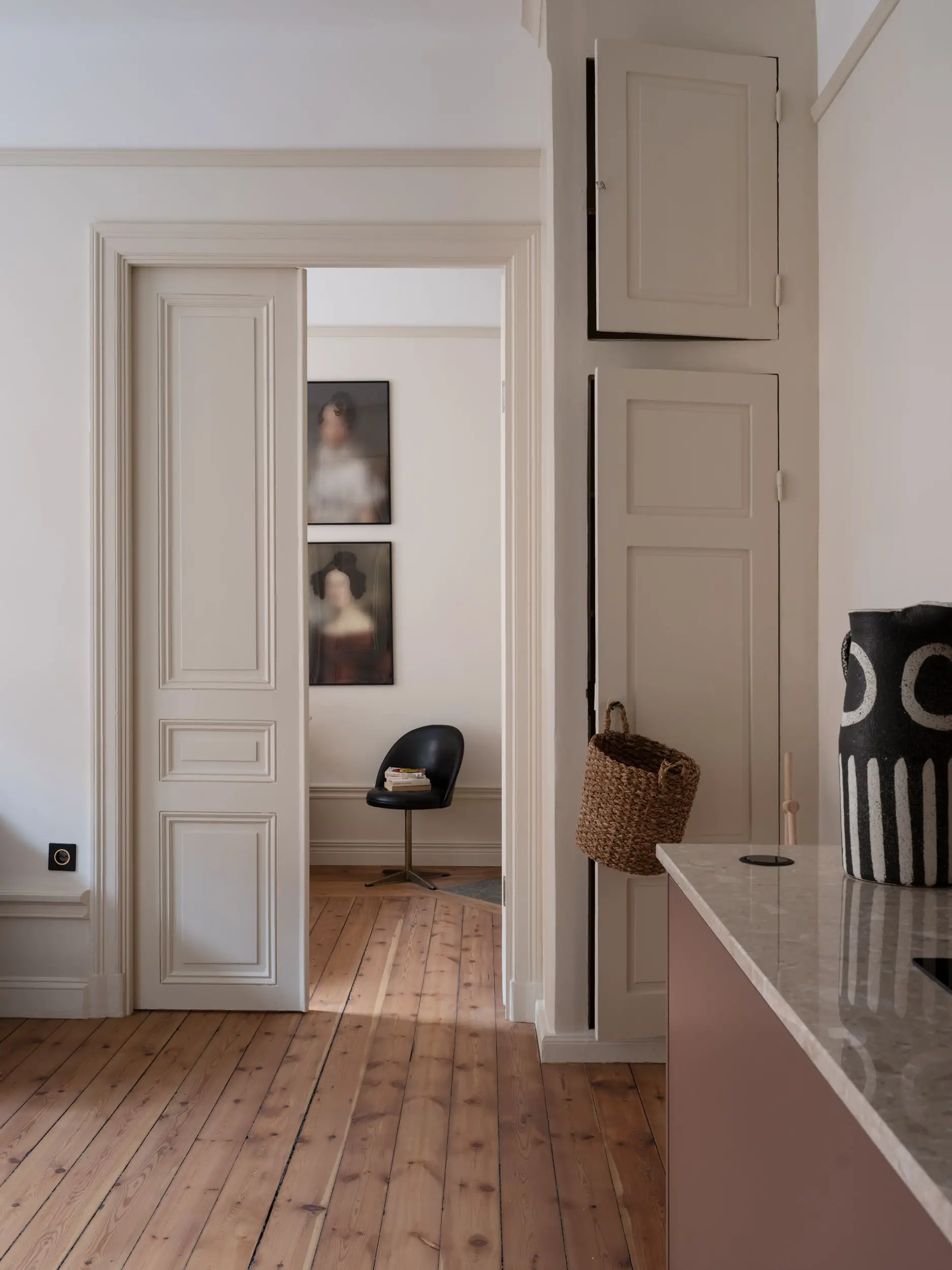 瑞典 53m2 粉色厨房公寓 | 温馨与复古的完美融合-8