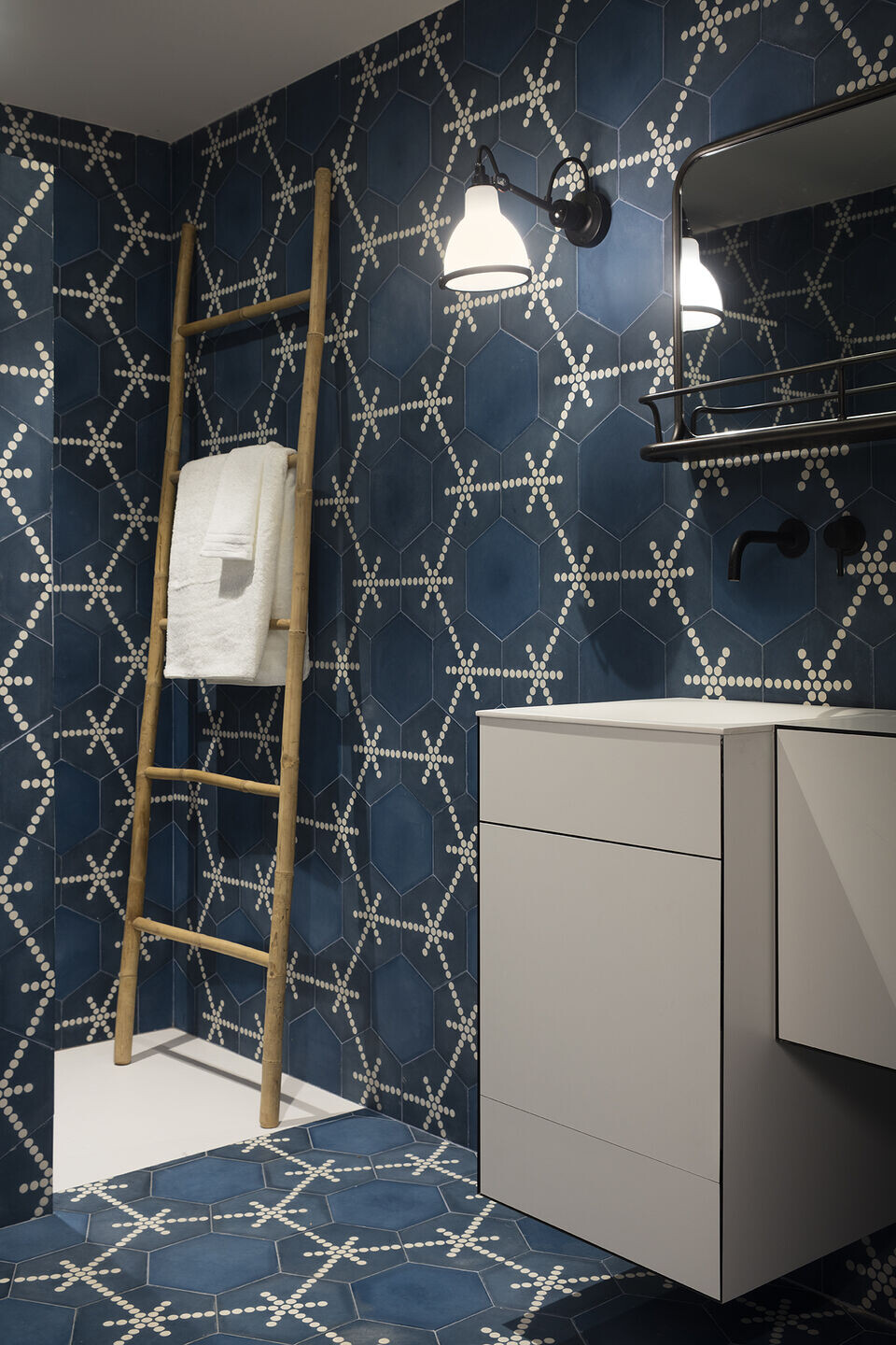 西班牙 Costa Brava 私人住宅 | 极简生活，自然之美-23