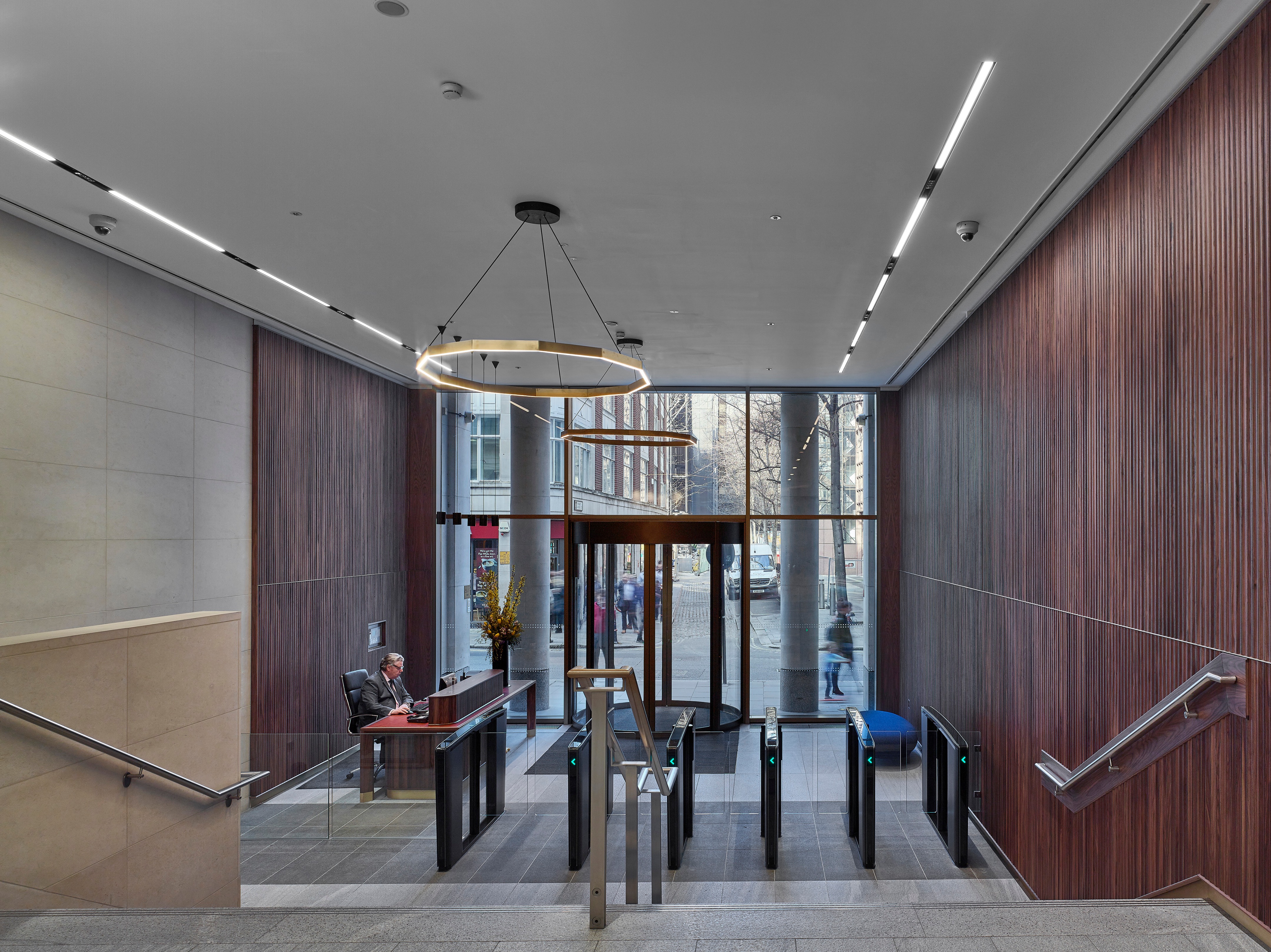 伦敦金融城 Park House 翻新 打造独特 coffered 天花板-11