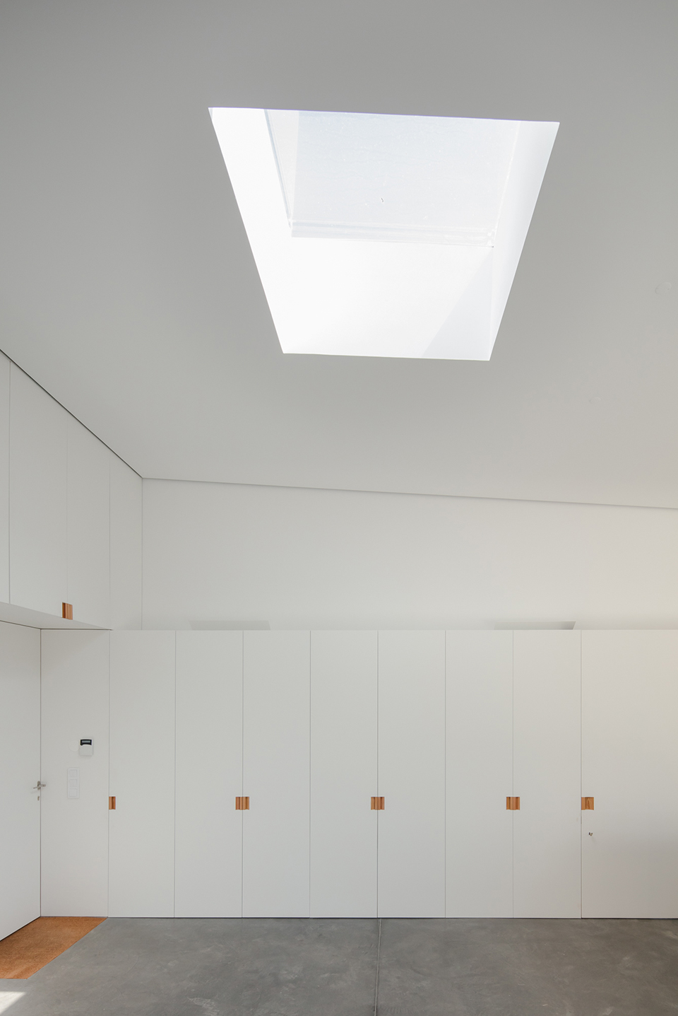 田野间的办公楼，葡萄牙 / Nelson Resende Arquitecto-99