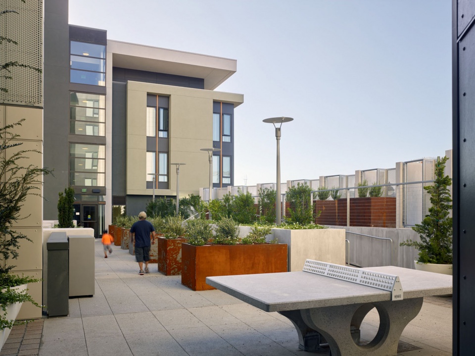 旧金山第四大街保障性住房，多样性与功能并重-27