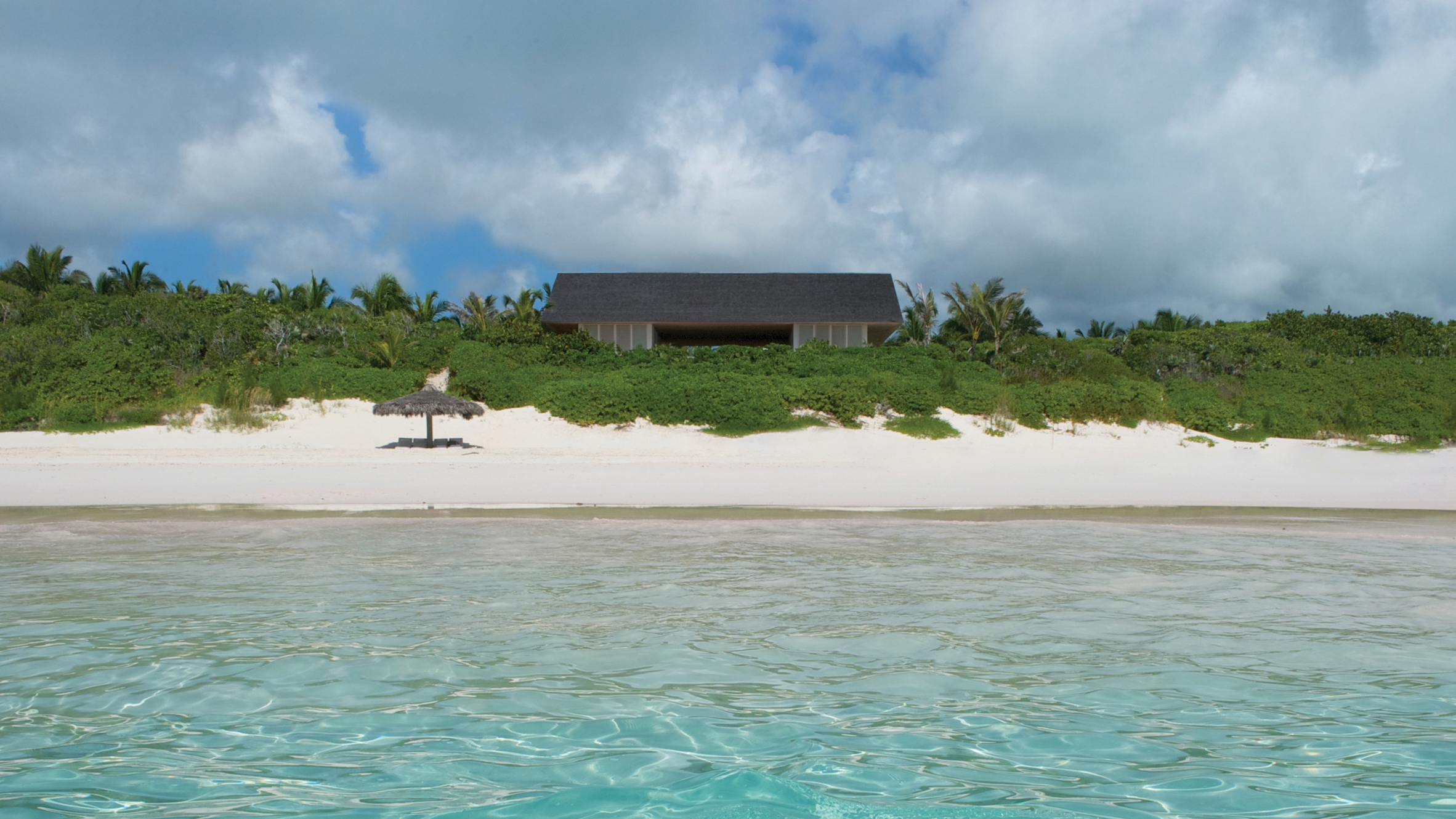 Oppenheim Architecture founder builds Bahamas holiday home atop a sandy dune-2