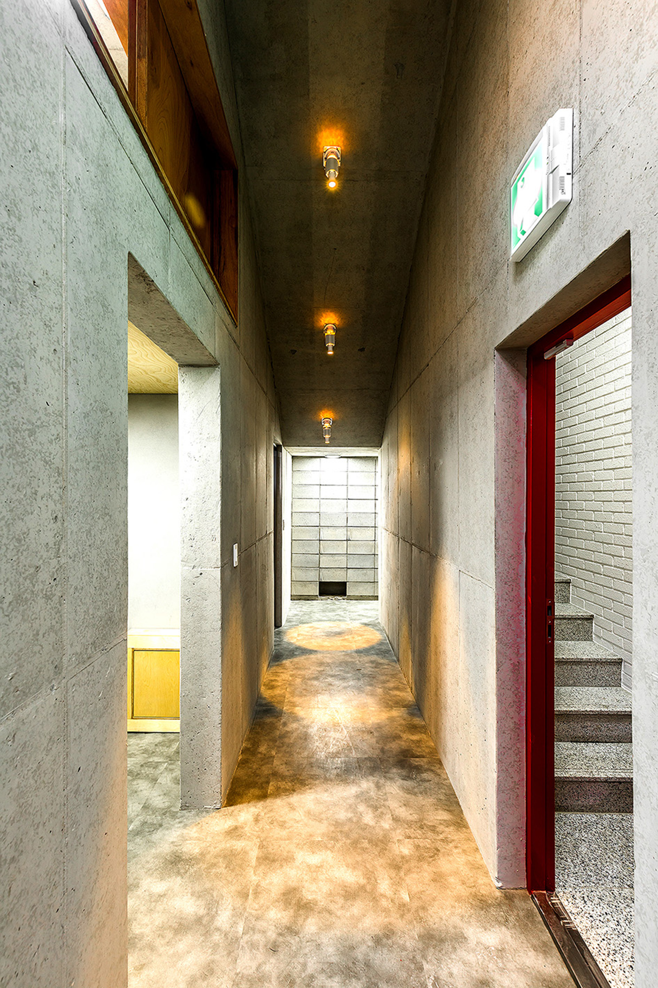 首尔市中心“半公共”小巷办公空间-25