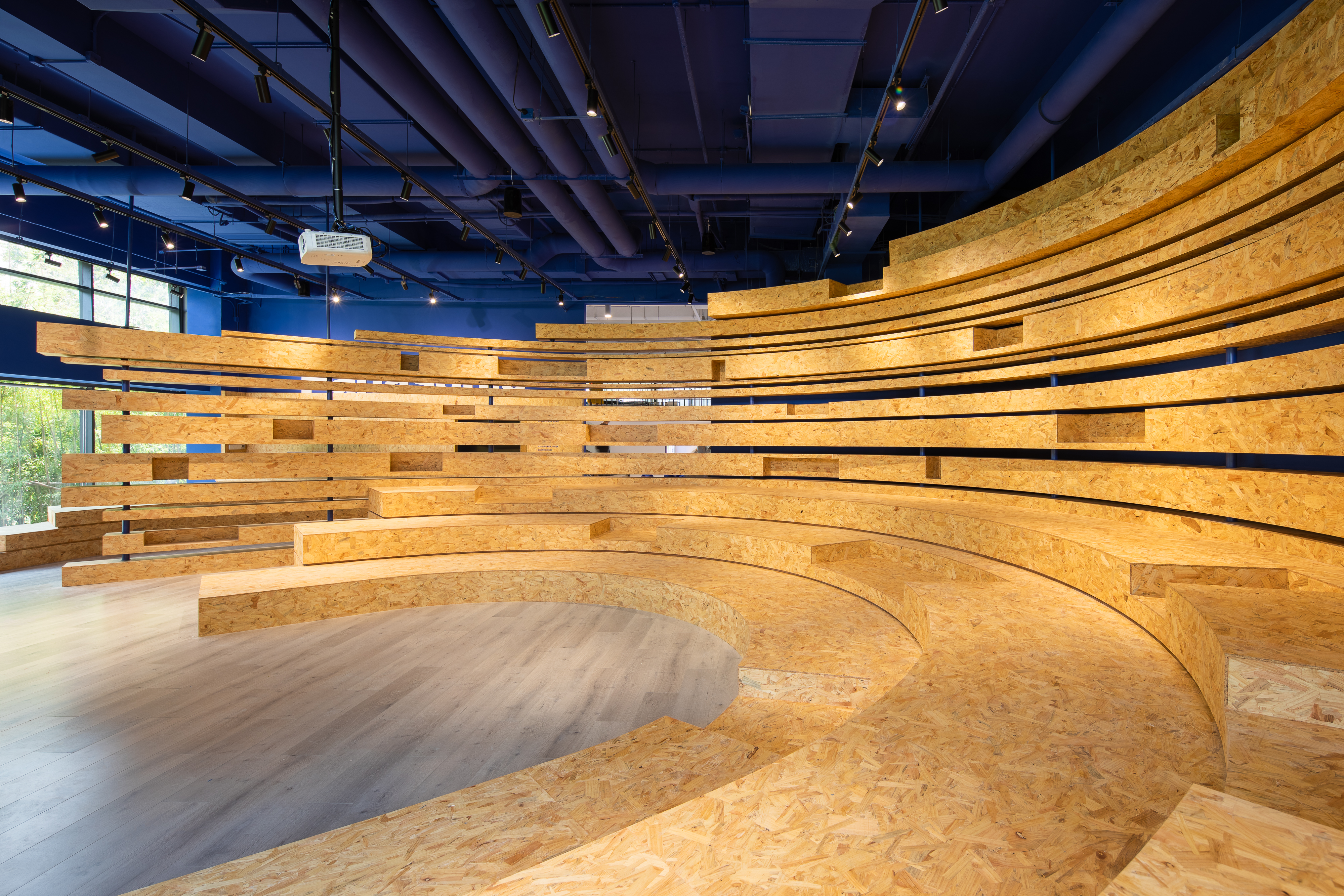 LZArchitects panasonic wind tunnel meetroom-2