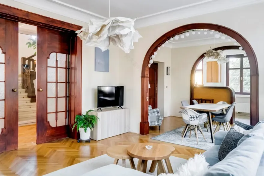 布拉格郊外现代主义别墅丨捷克-3