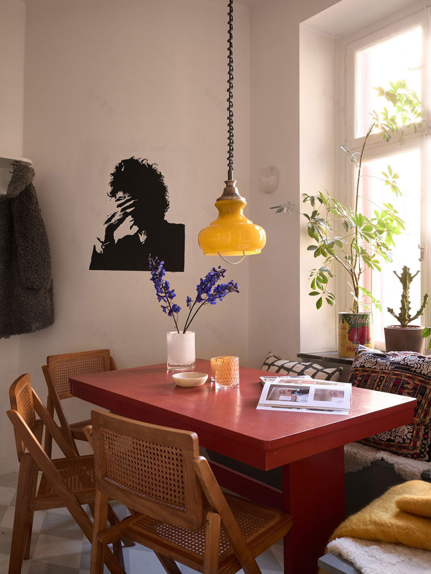 温馨舒适的斯德哥尔摩公寓设计-13