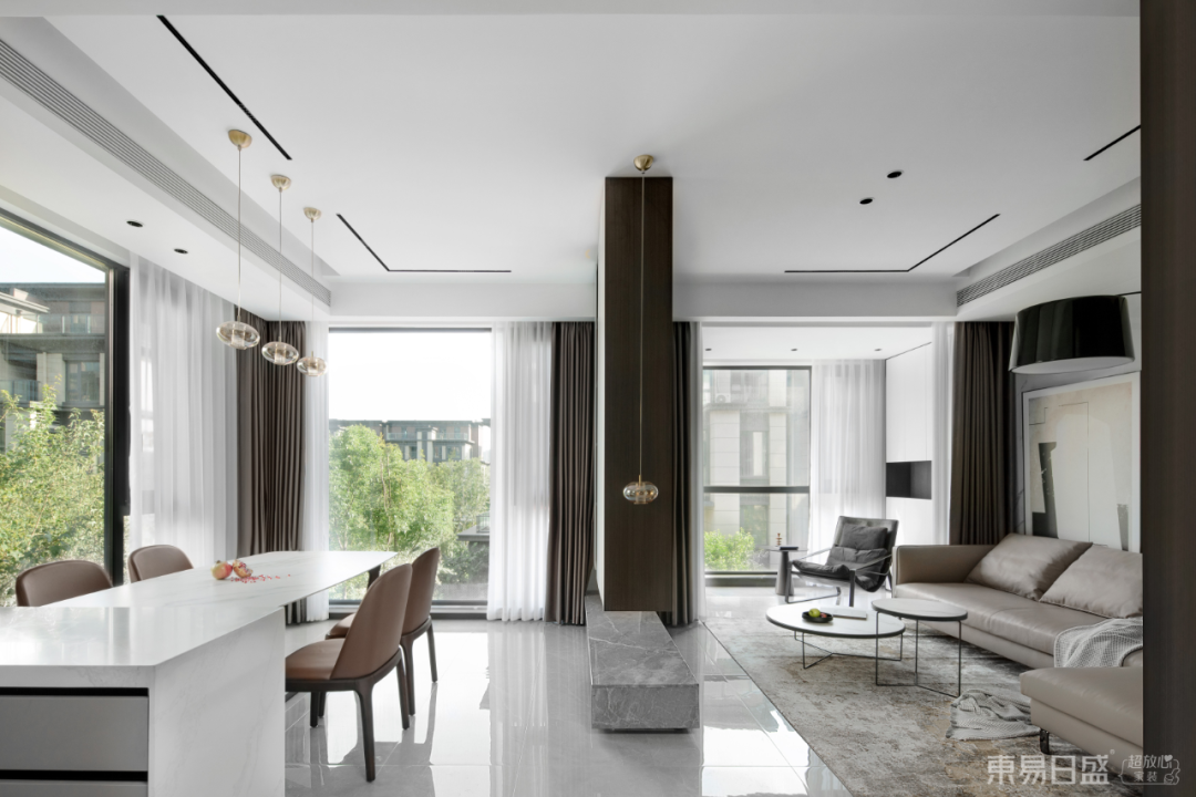 155㎡现代黑白灰简约风复式，客餐厨一体改出通透大视野-33