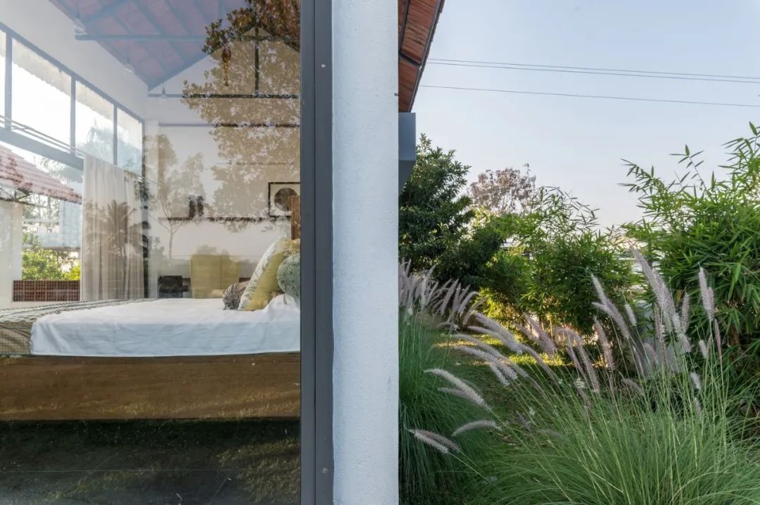 印度乡村医生的周末度假屋设计丨勾勾手设计网-25