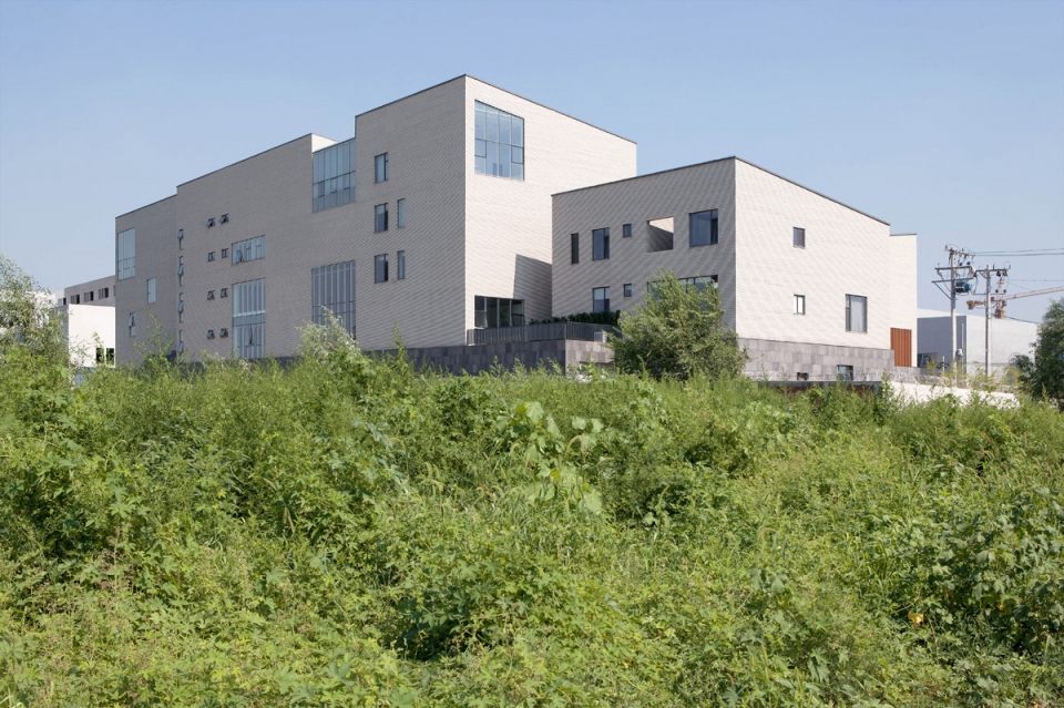 北京东方阳阳企业办公建筑-11