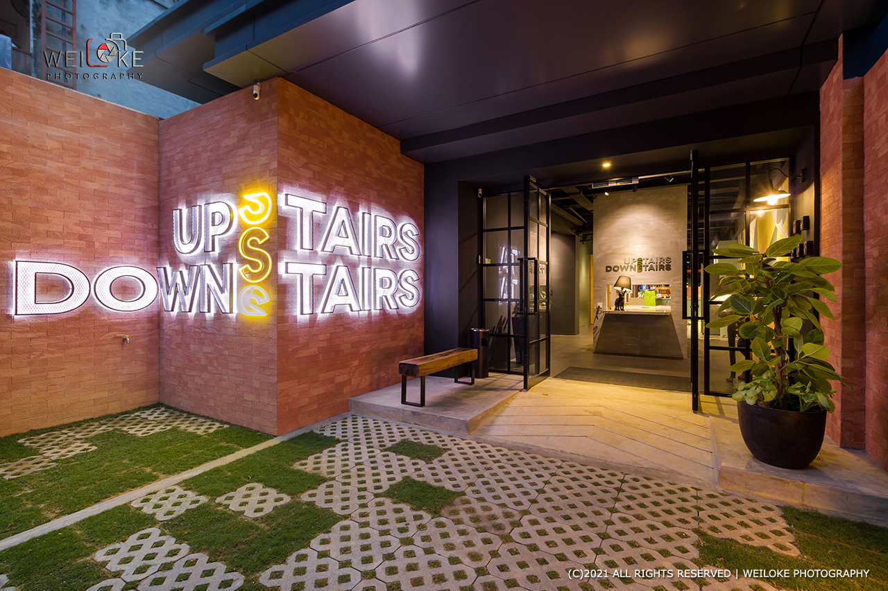 UPSTAIRS DOWNSTAIRS 共享居住空间丨马来西亚吉隆坡丨专业设计师-1