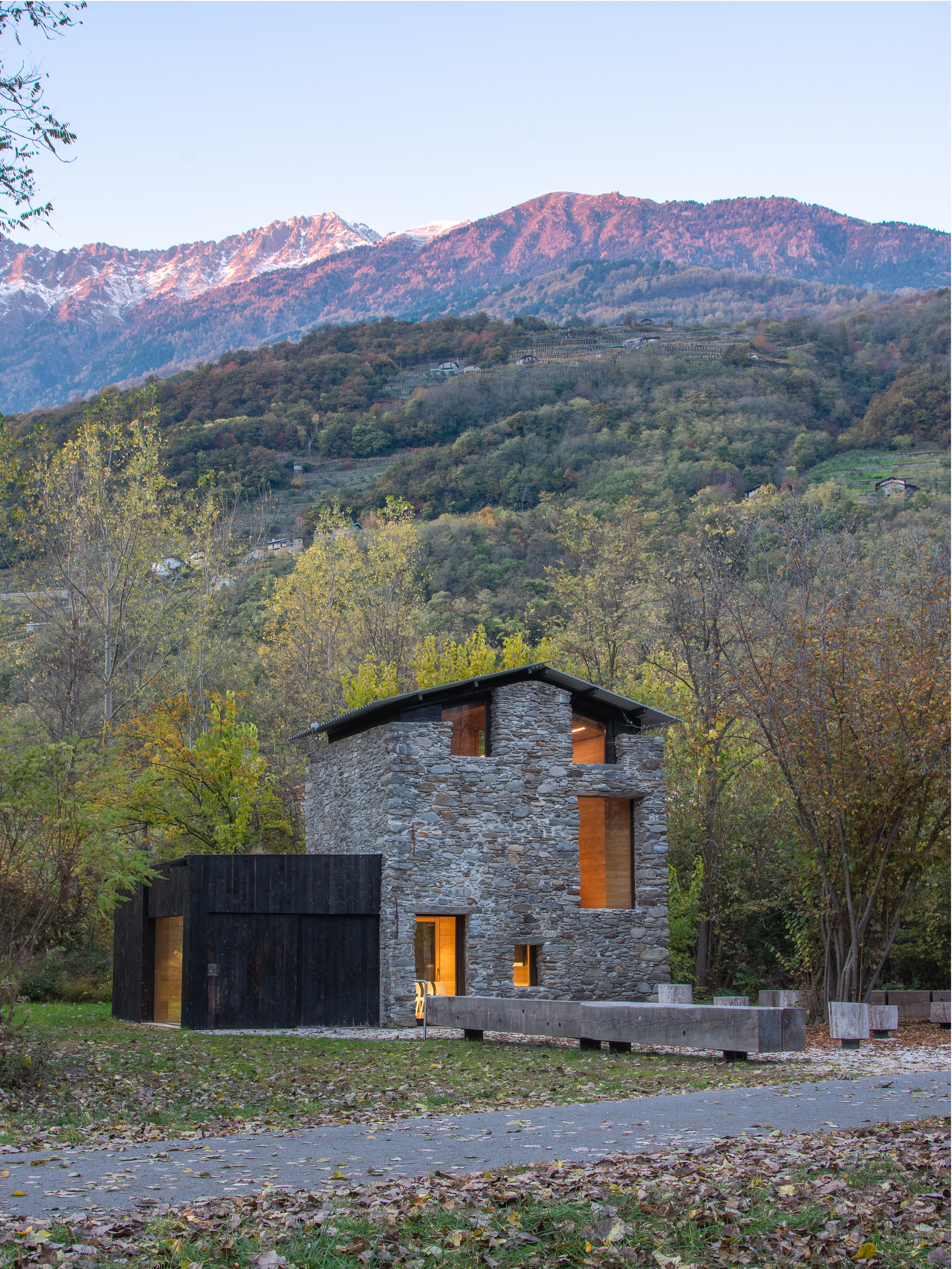 The Kingfischer’s Nest Visitor Center / Architetto Marco Ghilotti-8