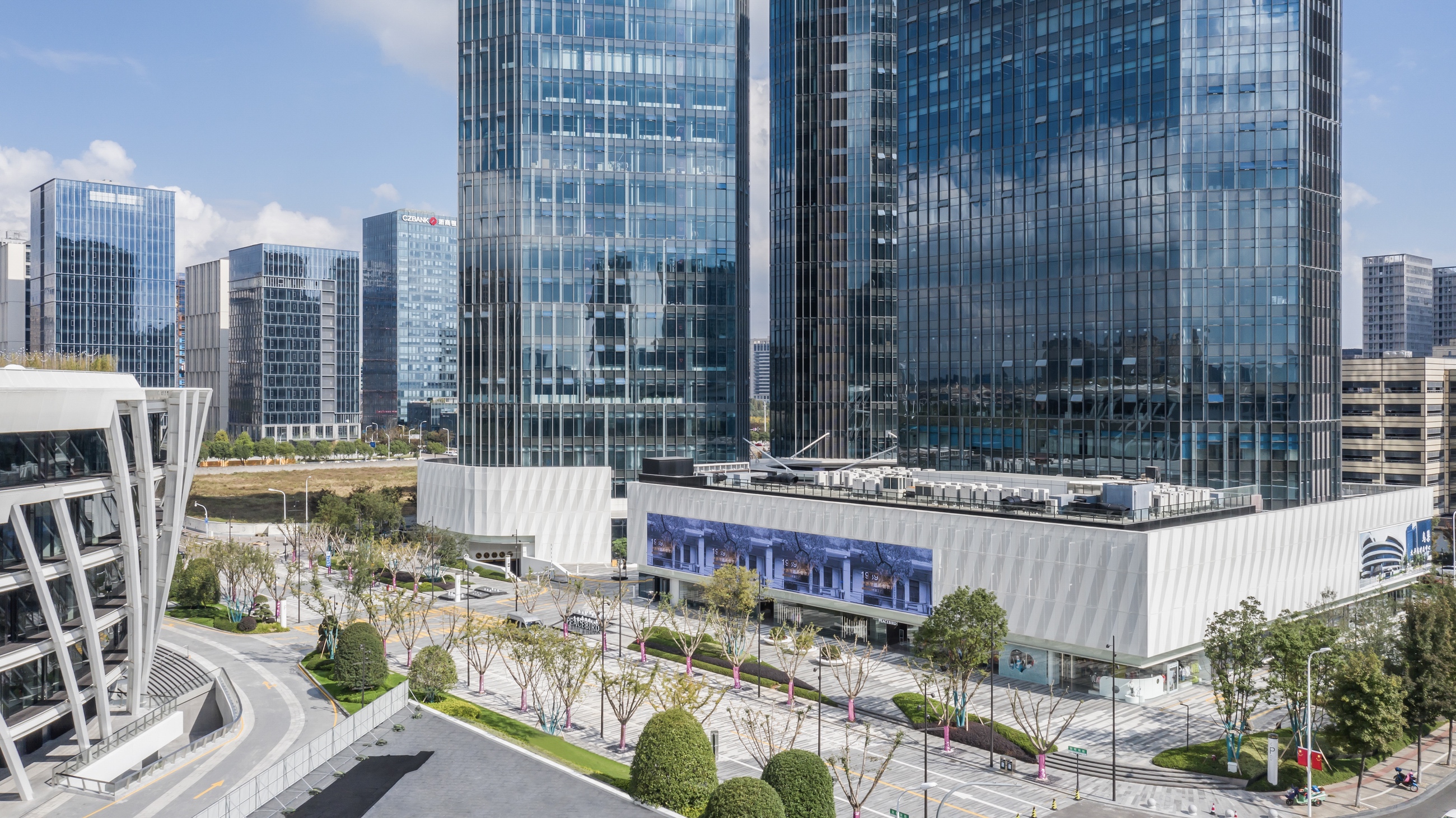 【空间摄影】宁波新地标，太平鸟总部办公设计-3