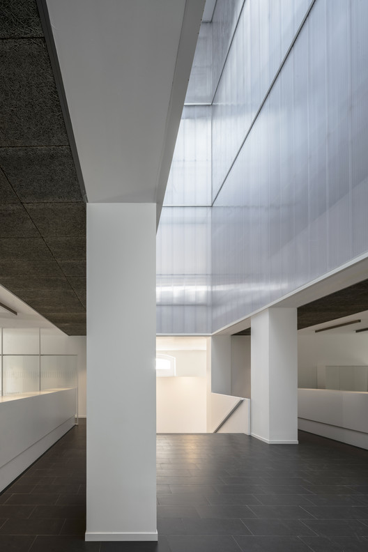 西班牙 Palencia 司法宫殿修复-18