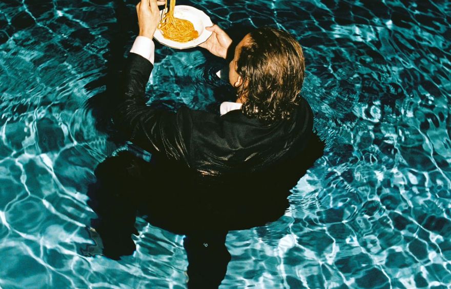 湖景别墅;湖畔住宅(注:这里湖景别墅更强调带有度假、豪华性质的湖边住宅,湖畔住宅则相对更宽泛些,若根据更多背景信息可进一步精准确定仅从The Lakehouse字面常见意思为这二者其一) 丨意大利丨Oliver Burns Studio-39