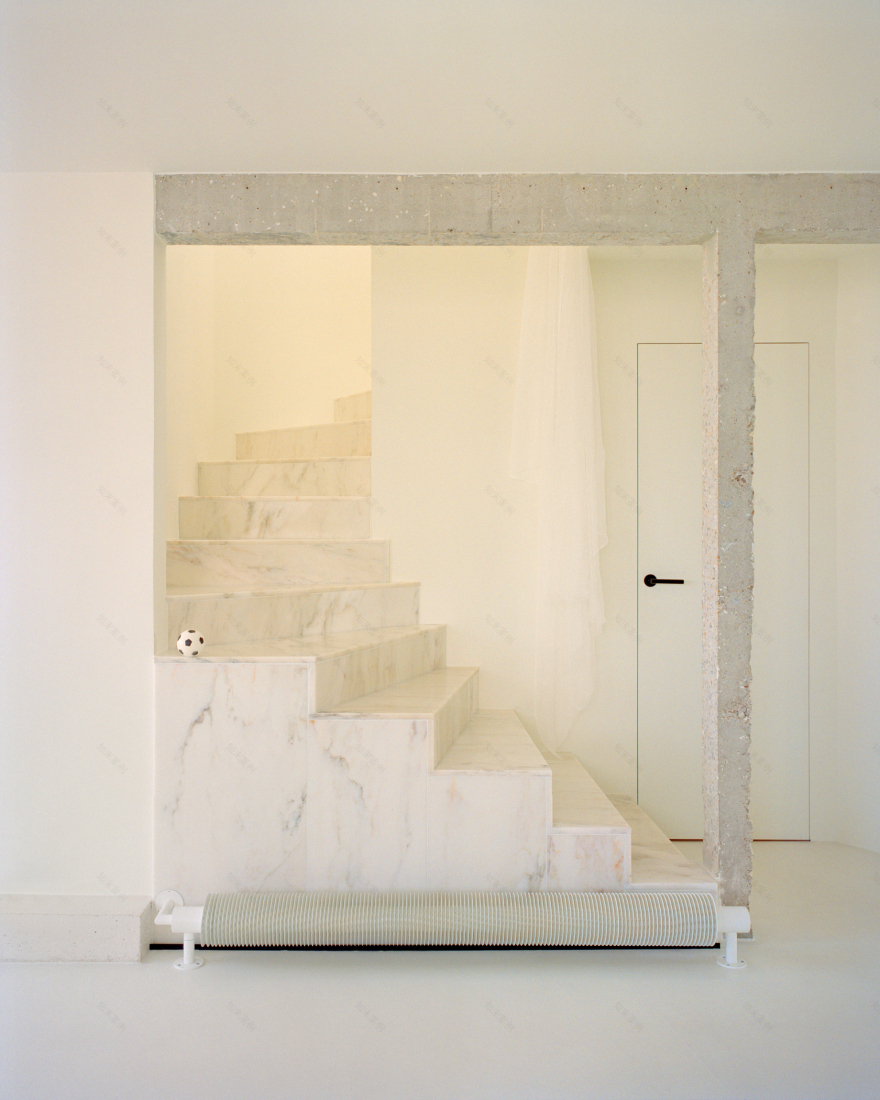 边缘公寓丨法国巴黎丨Clément LesnoffRocard-23