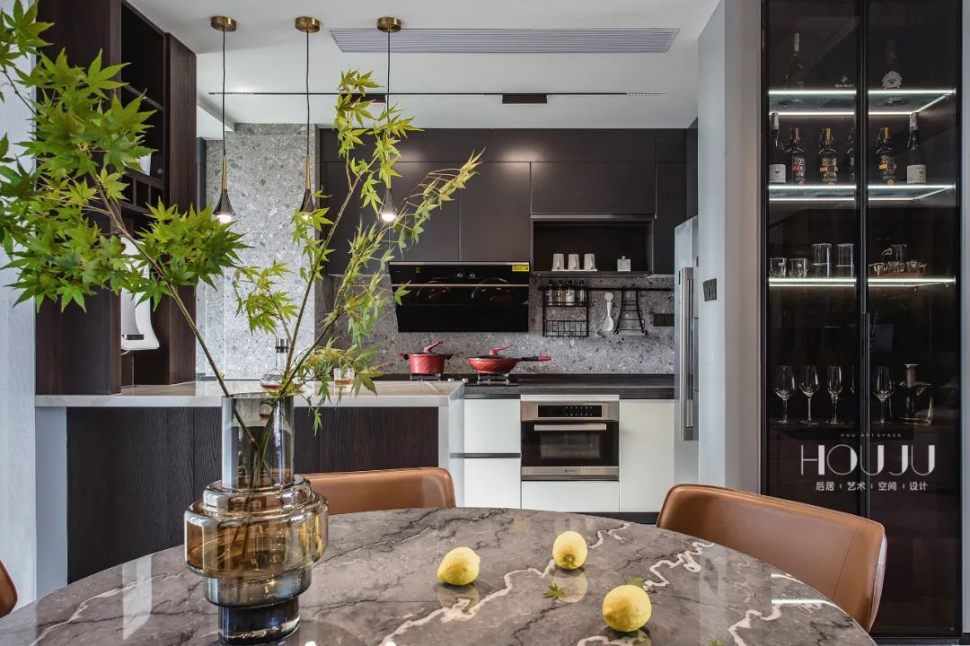 清江阳光城 · 现代意式极简主义的优雅呈现丨罗志华-33