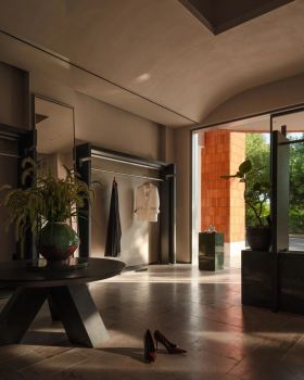 埃及艳后国际设计师品牌买手店丨中国浙江丨北鱼筑造(深圳)设计事务所