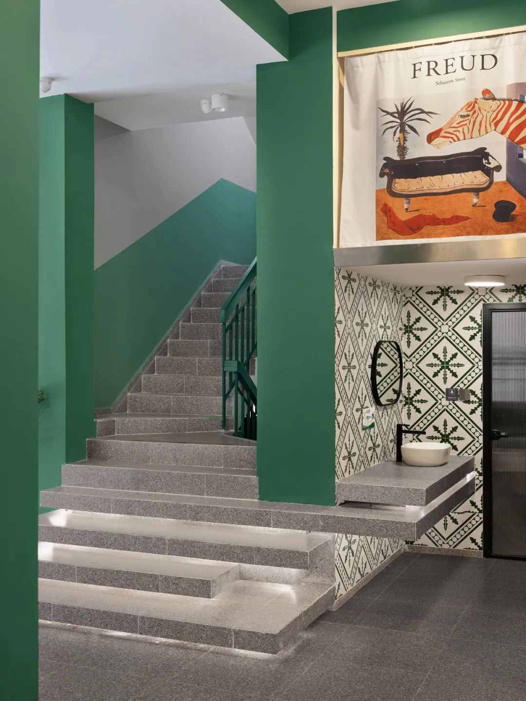 商设 | 通透的框架结构-60