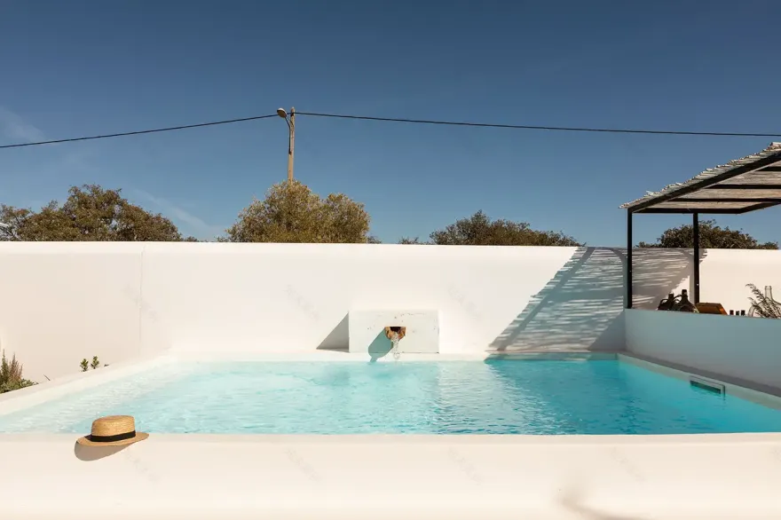 葡国古邮局变民宿,怀旧风情与现代设计的完美融合-13