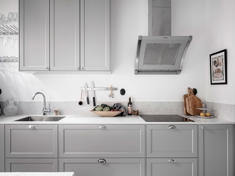 梦幻花卉厨房与雪白客厅 | 哥德堡公寓设计-5