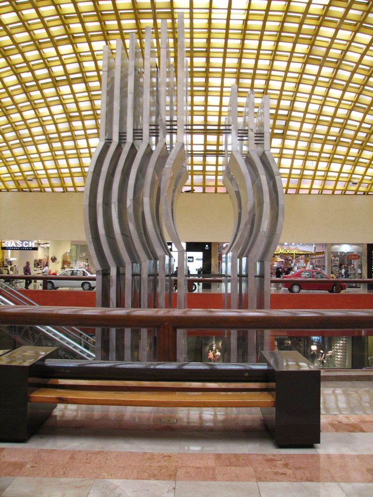 50 周年庆！墨西哥 Plaza Satélite 购物中心再创新高-16