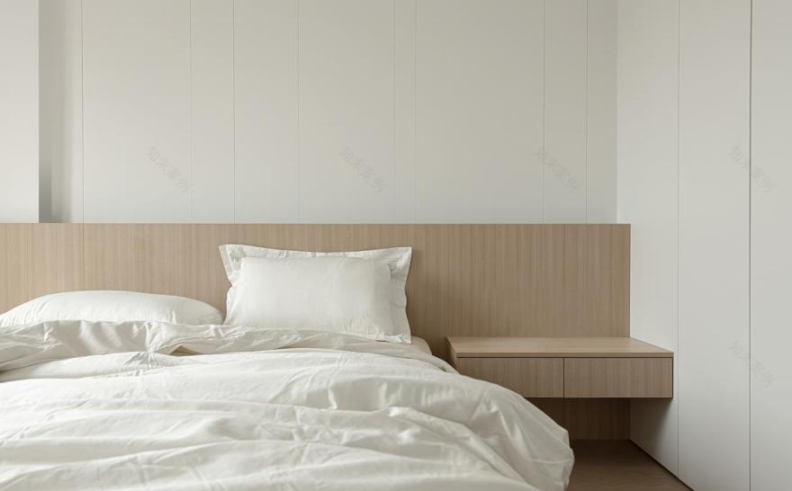 光线与空间的完美融合 · 顶楼平层住宅的创新设计-124