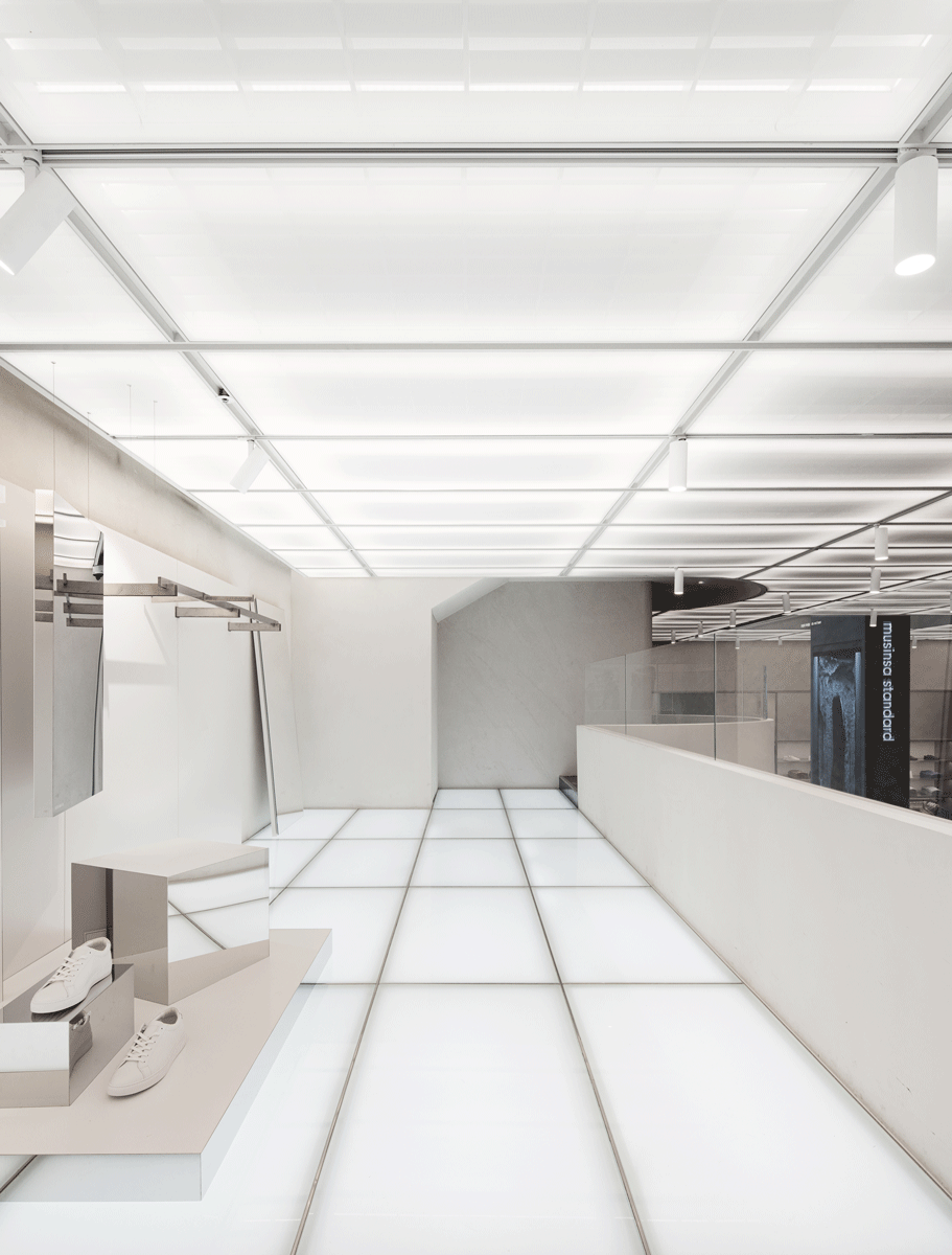 MUSINSA STANDARD HONGDAE | LABOTORY-9