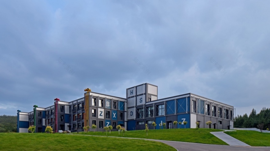 鄂尔多斯矿坑研学酒店丨蒙古丨上海交通大学奥默默工作室-21