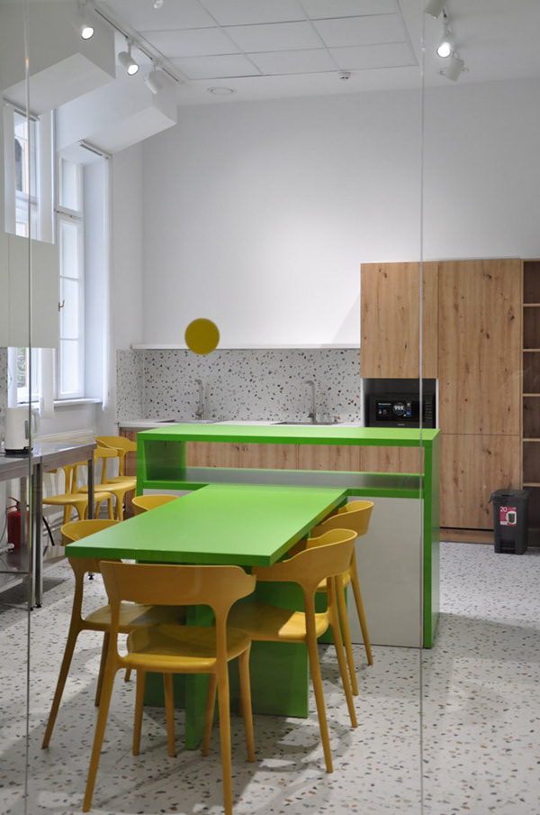 利沃夫第一媒体图书馆丨乌克兰利沃夫丨SHTOMPEL` KATERYNA-37