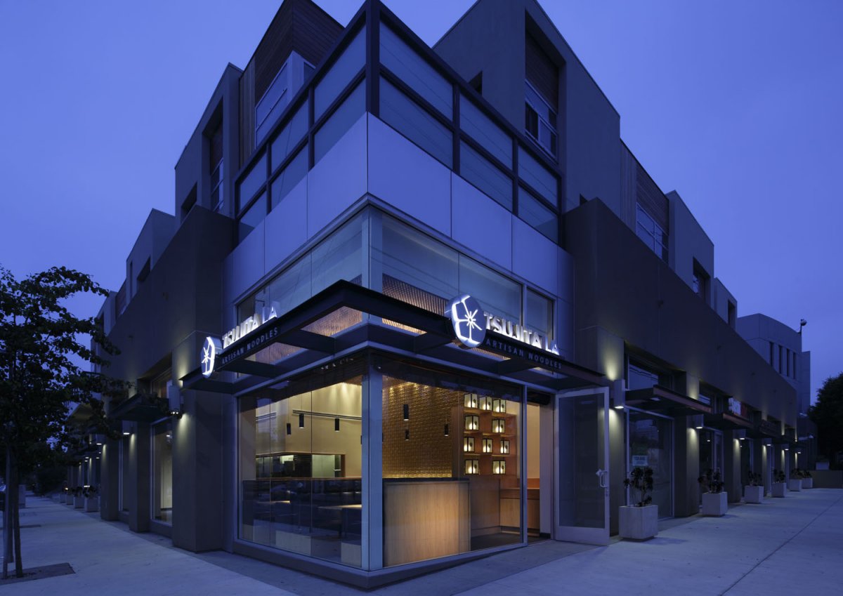 洛杉矶日式餐厅云朵天花板设计-0