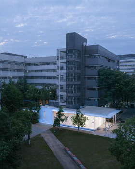 廊园设计,静谧与光明丨中国武汉丨UAO瑞拓设计