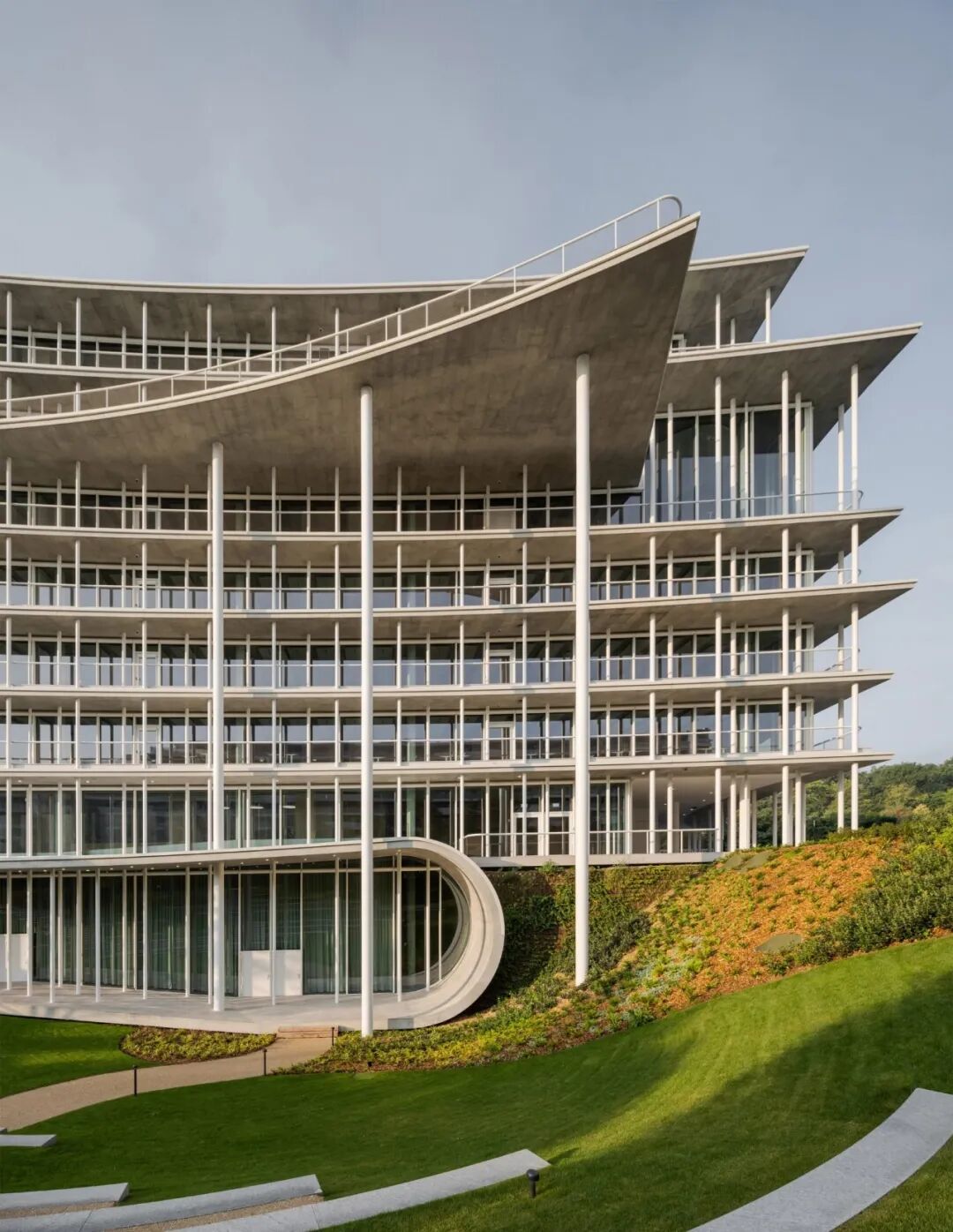 瑞士隆奥银行总部大楼丨瑞士日内瓦丨赫尔佐格与德梅隆建筑事务所-2