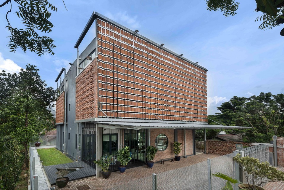 吉隆坡瓦片住宅,演绎现代热带风情-0