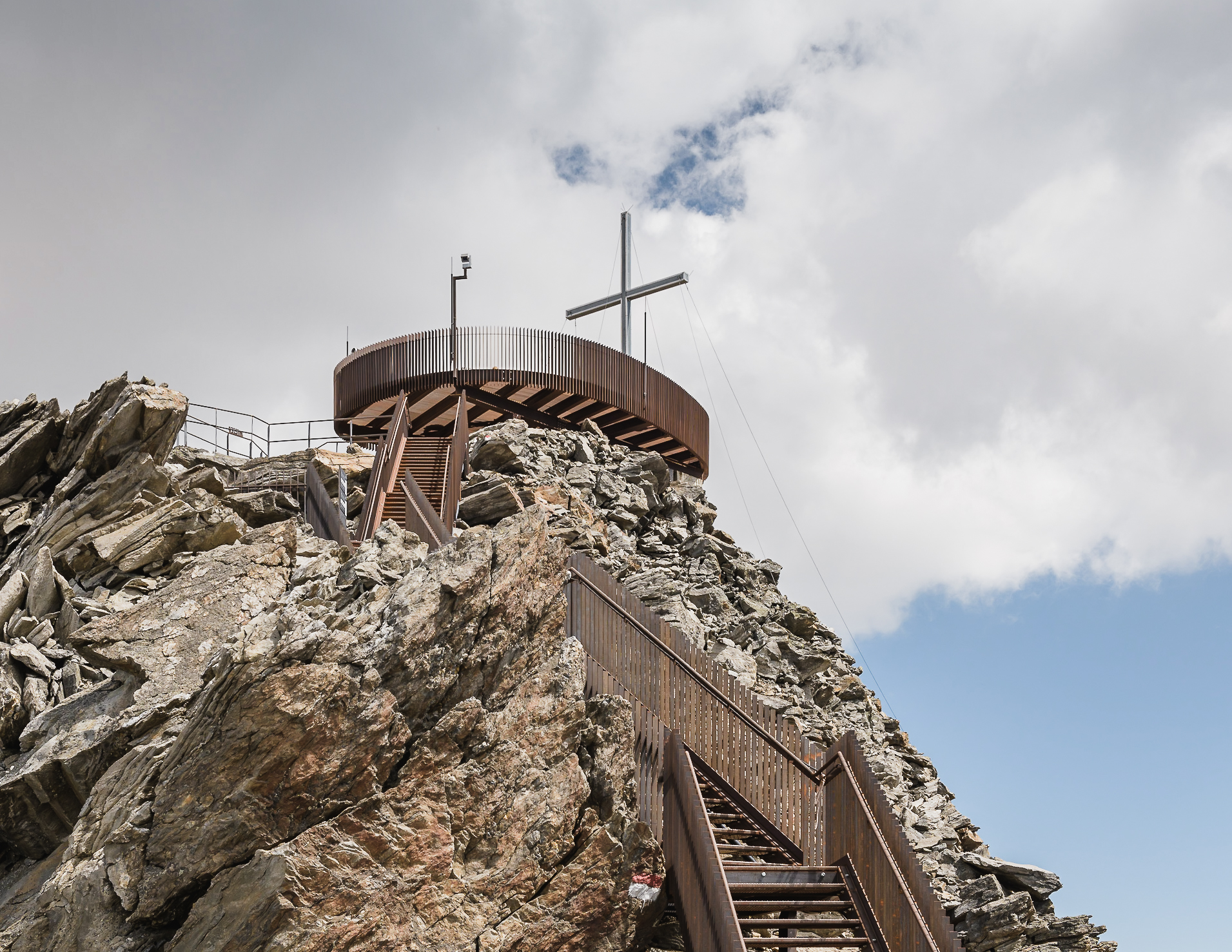 ÖtziPeak3251m-noa*NetworkofArchitecture-14