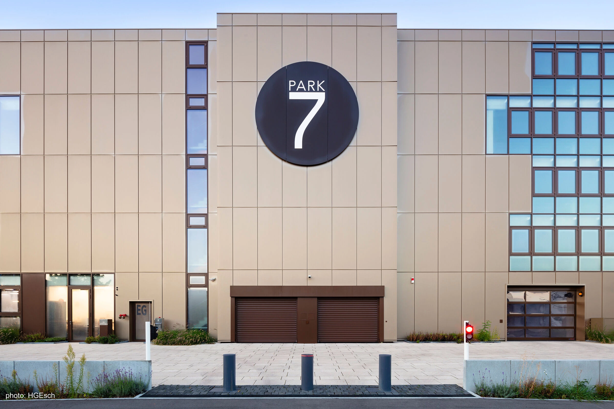 PARKSEVEN,停车场-10