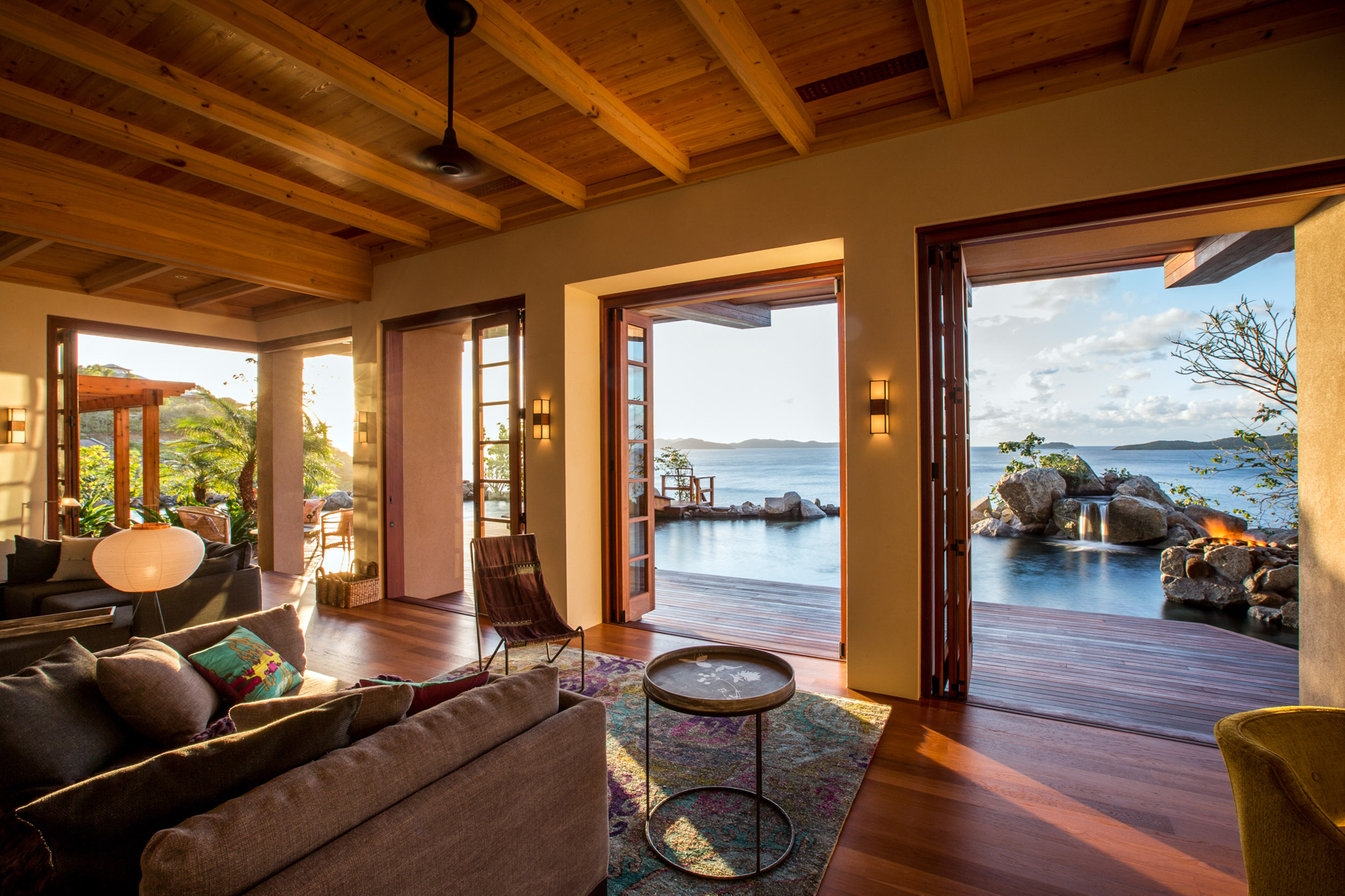 Kurisu International-4