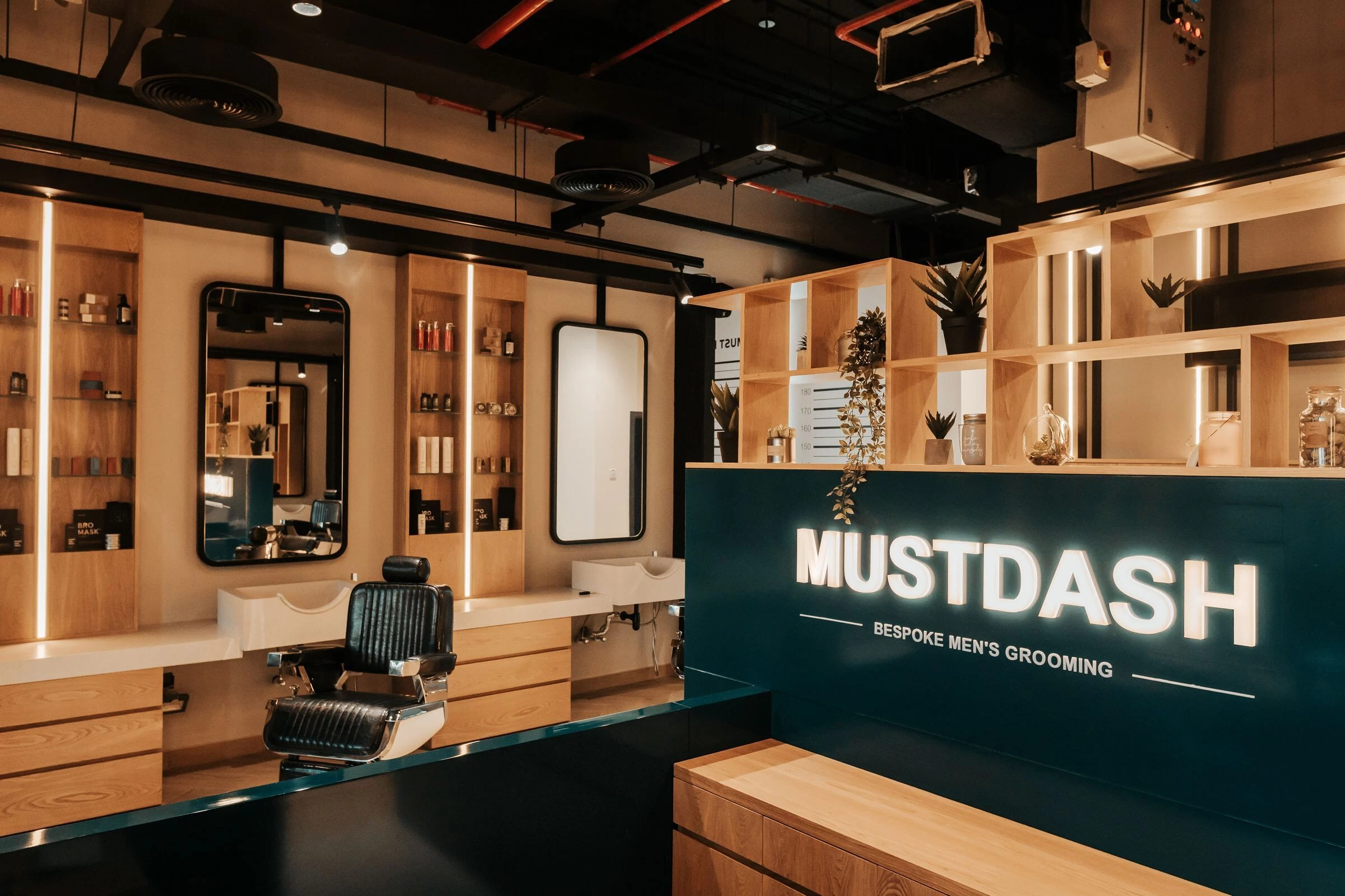 MustDash 理发店丨阿联酋迪拜丨The Trouvaille Studio-21