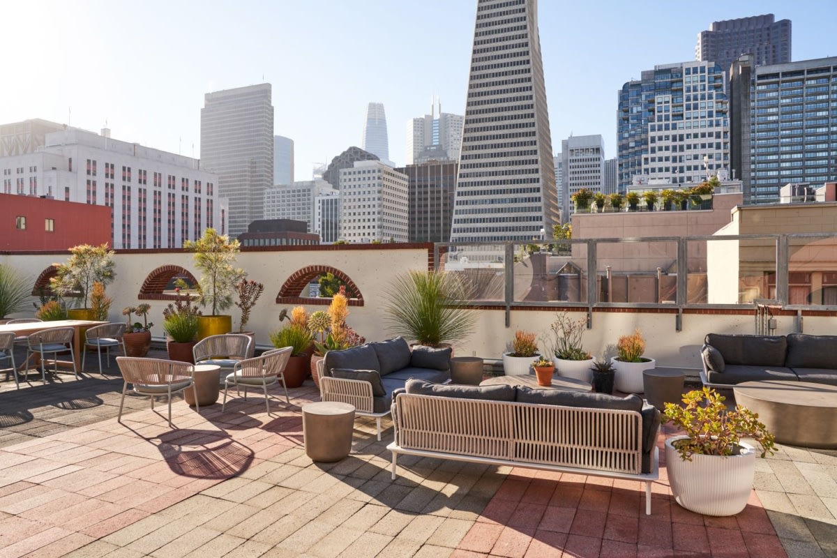 威瑟斯全球办事处·灵活多元的法律界办公空间丨美国丨ASD | SKY-18