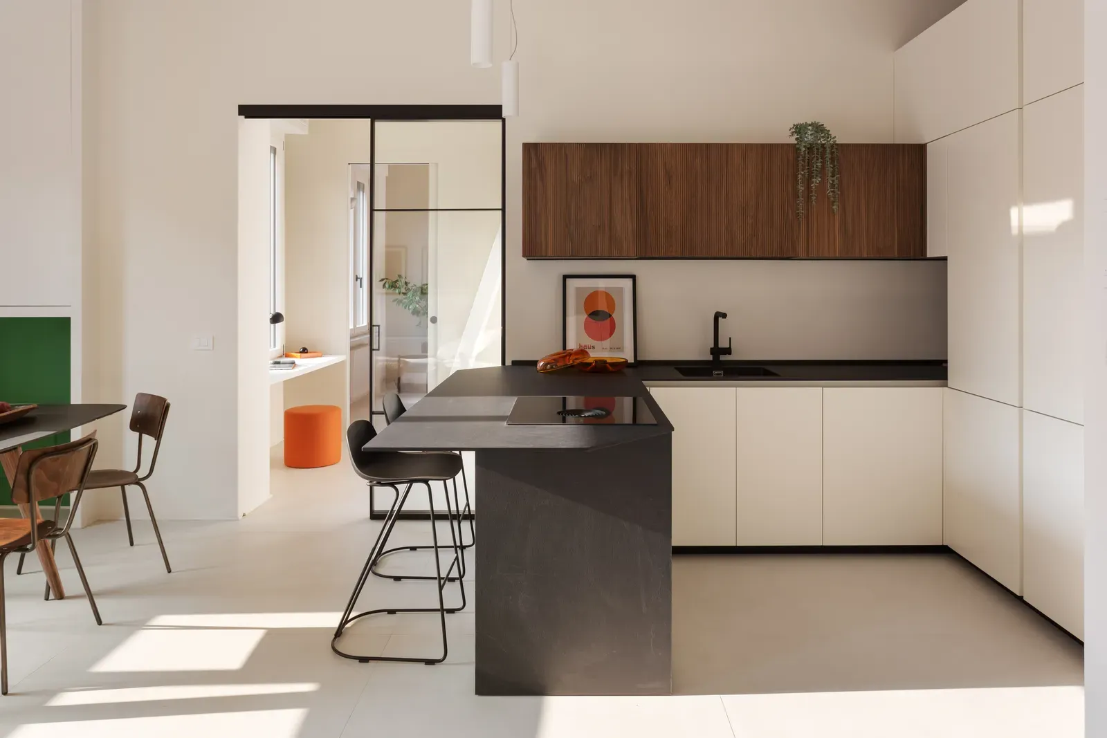 70㎡小公寓，简约空间溢出清新气息！_20251029-13