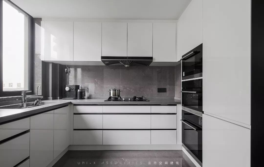 灰阶 | 简约不简单，探索家居空间的深度美学-70