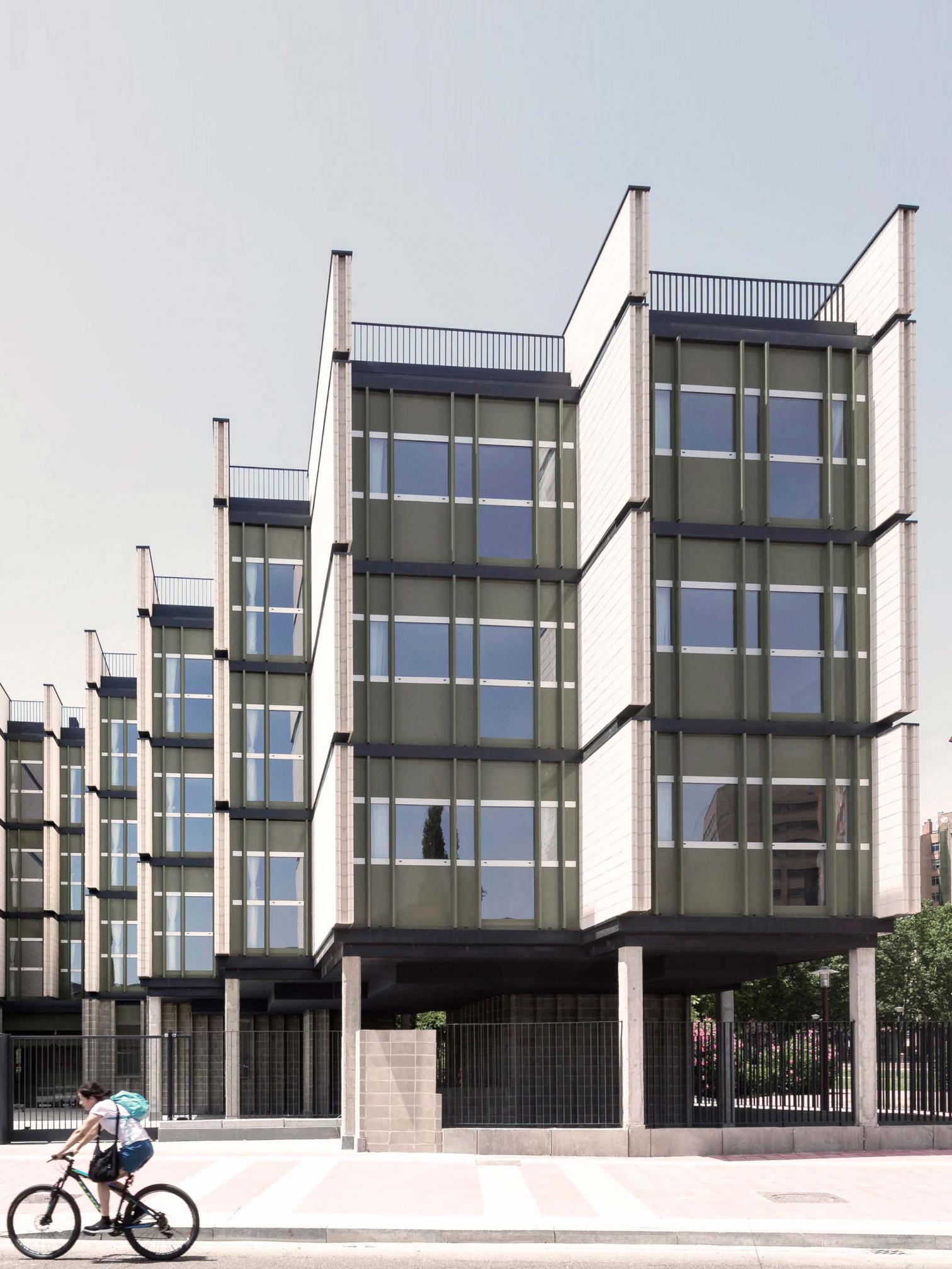 西班牙 Valladolid 养老住宅设计-13