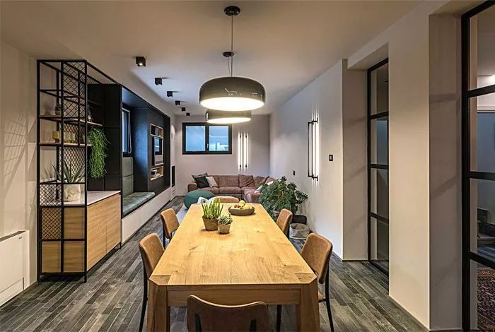 黄铜与天鹅绒元素完美结合的现代住宅 Flussocreativo Design Studio-11