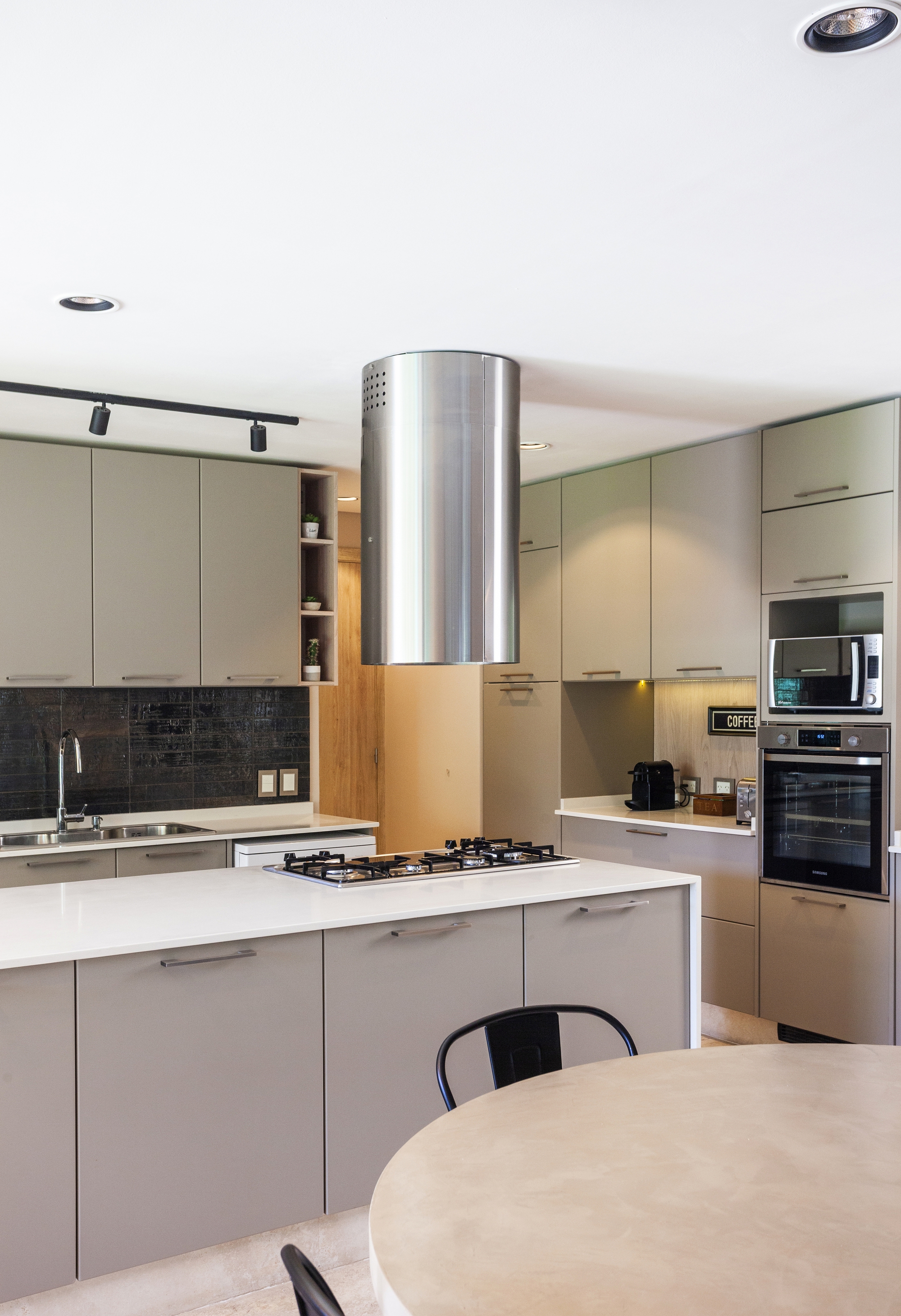 砖房丨阿根廷丨Lattes Salinas Arquitectos-16