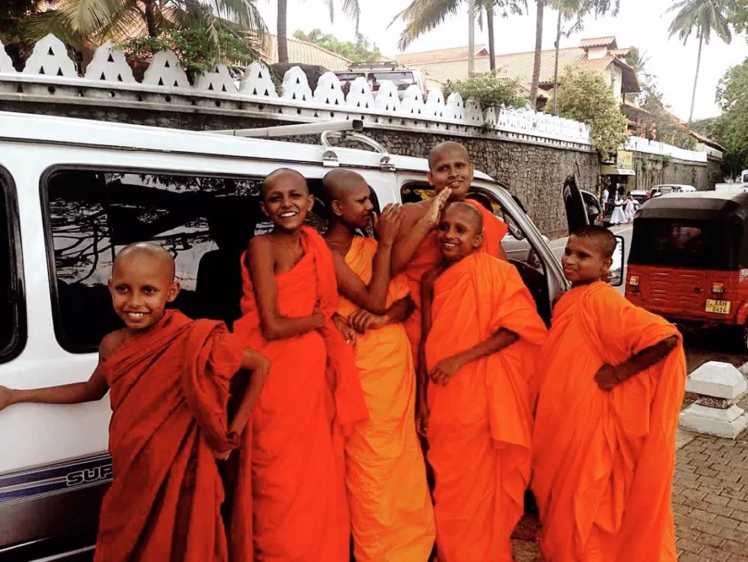 环游世界的美女设计师,把艺术与色彩织成了家-22