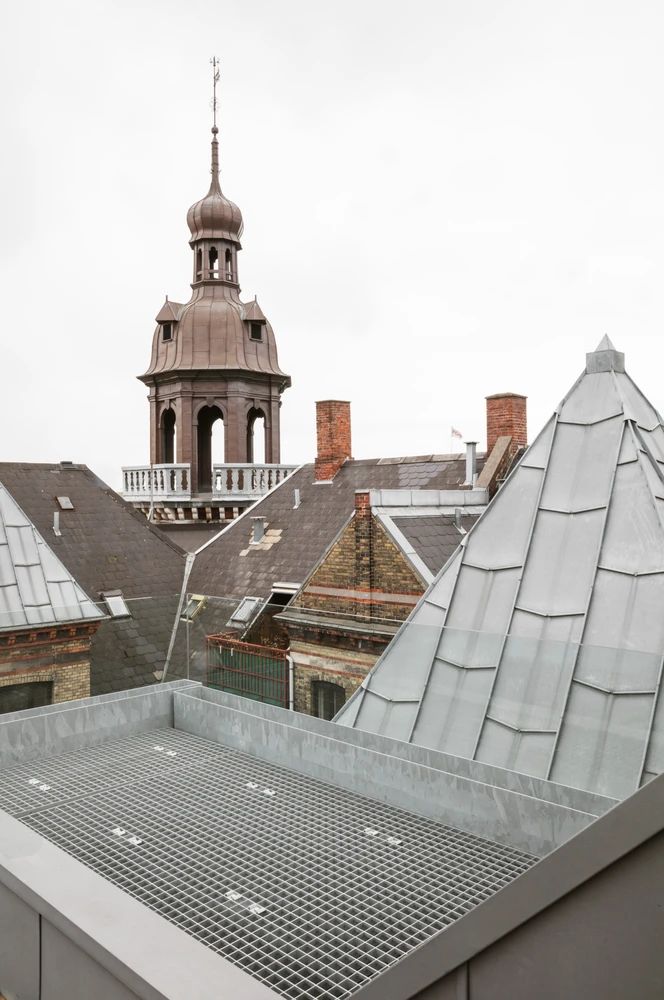 带阁楼的公寓设计丨丹麦哥本哈根丨Studio David Thulstrup-4