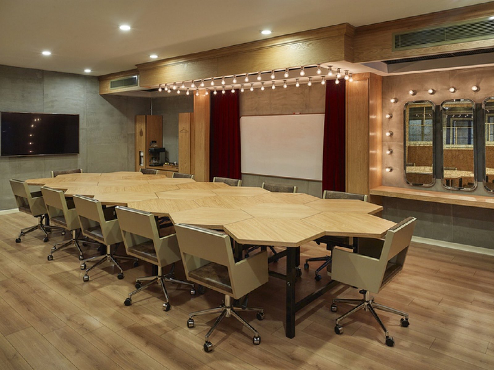 土耳其伊斯坦布尔办公空间改造-8